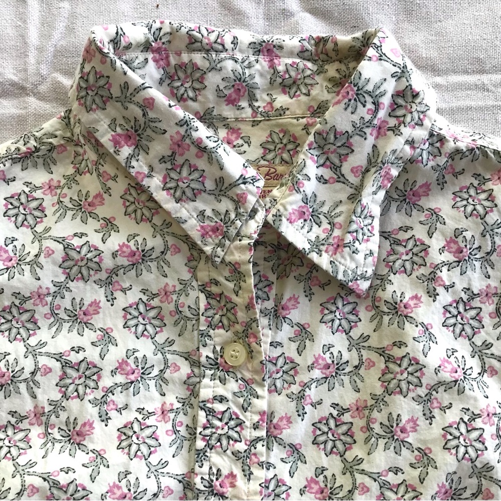 Vintage womens button up shirt size S floral print 90s cottagecore casual